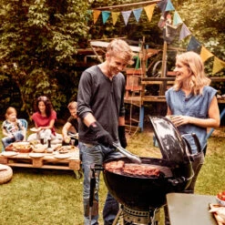 Weber Barbecue à Charbon De Bois Master Touch GBS E-5755 -Promos Le Jardin Vivant Magasin 1052039 2044153