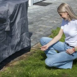 Madison Housse De Meubles D'extérieur 130 X 130 X 85 Cm Gris -Promos Le Jardin Vivant Magasin 6364b90ed68d59.95914018