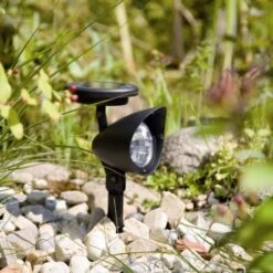 LuxForm Projecteur Led Solaire Lazise 2 Pcs Noir 44239 9 LuxForm Projecteur Led Solaire Lazise 2 Pcs Noir 44239 -Promos Le Jardin Vivant Magasin 645e8703353ee1.07853373