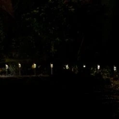 LuxForm Poteau Solaire D'éclairage Siena 8 Pcs Argenté -Promos Le Jardin Vivant Magasin 645e8731dac5c3.00143866