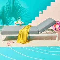 Ensemble Bain De Soleil Avec Tablette En Aluminium Blanc -Promos Le Jardin Vivant Magasin 646e011fcc2ae2.36353762