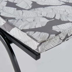 Coussin Pour Bain De Soleil Gris Et Blanc 186 X 60 X 5cm 12 Coussin Pour Bain De Soleil Gris Et Blanc 186 X 60 X 5cm -Promos Le Jardin Vivant Magasin 6488658bcd28f2.09293263