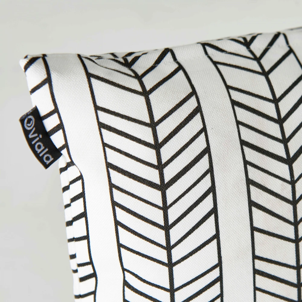 Lot De 2 Coussins Carrés Polyester Tembu 45x45x8 Cm 4 Lot De 2 Coussins Carrés Polyester Tembu 45x45x8 Cm – Image 2