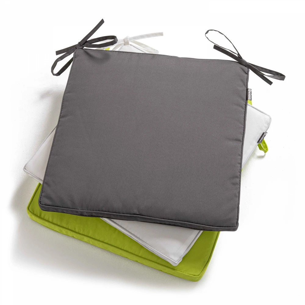 Lot De 4 Galettes De Chaise Polyester Gris 40x40x3 Cm 7 Lot De 4 Galettes De Chaise Polyester Gris 40x40x3 Cm – Image 5