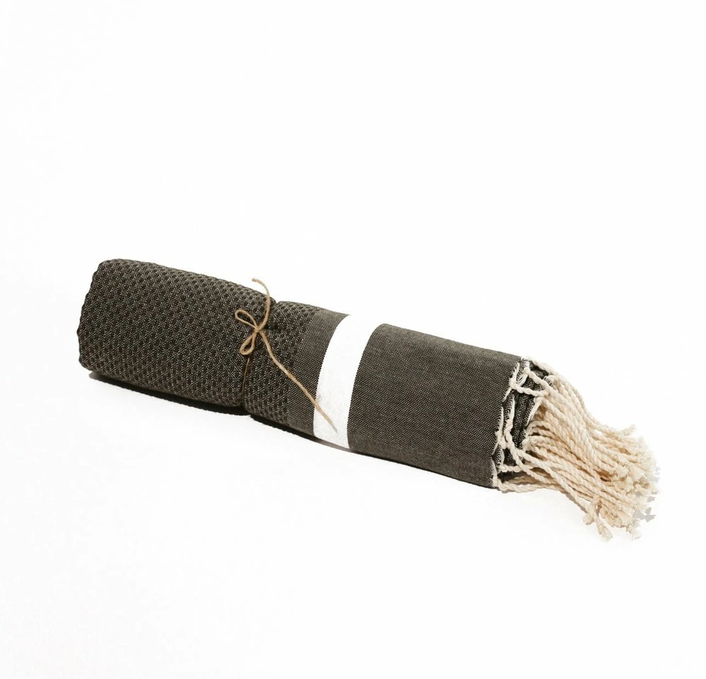 Fouta En Coton Tissage Nid D'abeille Spa 100x200cm Gris Foncé 5 Fouta En Coton Tissage Nid D'abeille Spa 100x200cm Gris Foncé – Image 3